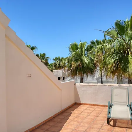 3160 Elegant Seafront House